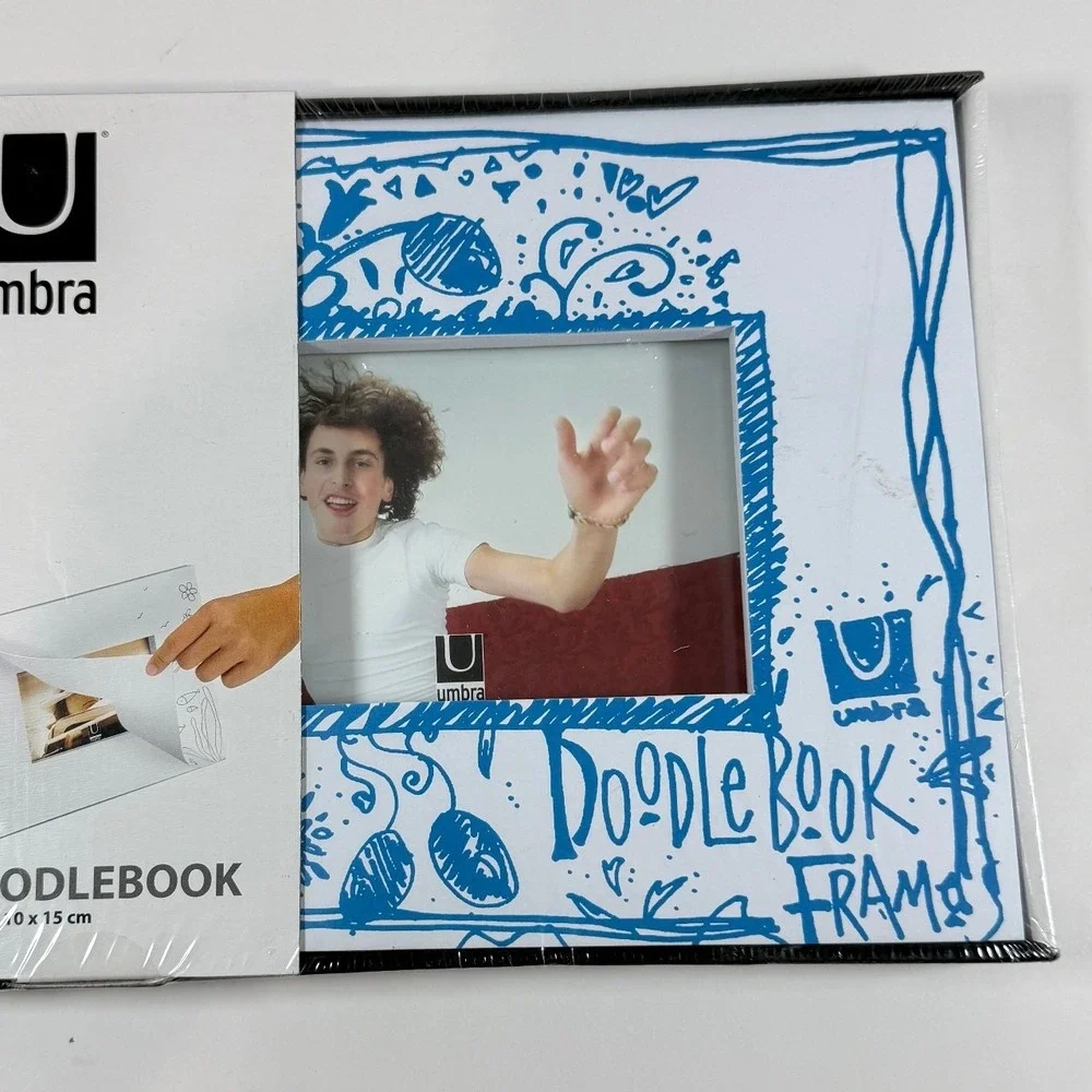 New Umbra Doodlebook Photo Frame For 4x6 Pictures White Peal Off Pages‎